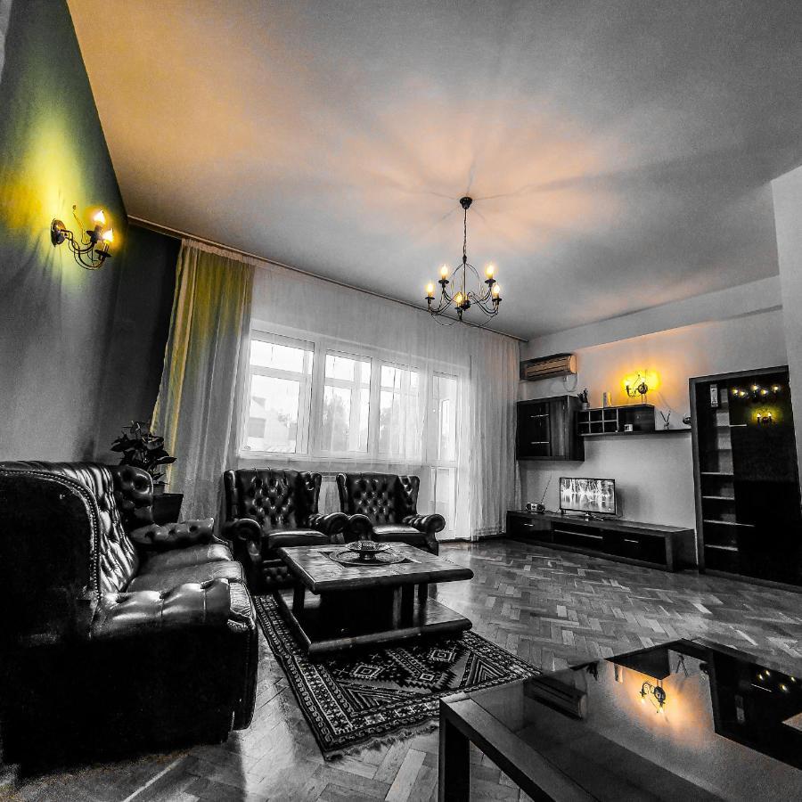 City Center Apartment บูคาเรสต์ ภายนอก รูปภาพ